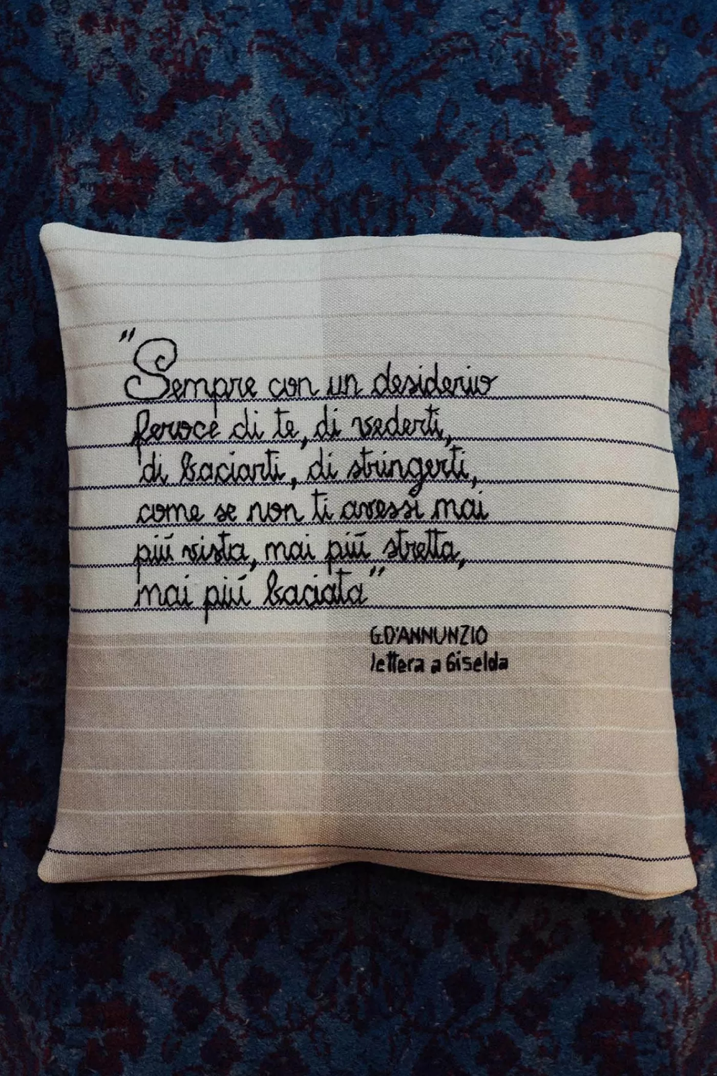 Massimo Alba PILLOW< Arts & Crafts